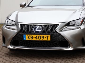 Lexus RC